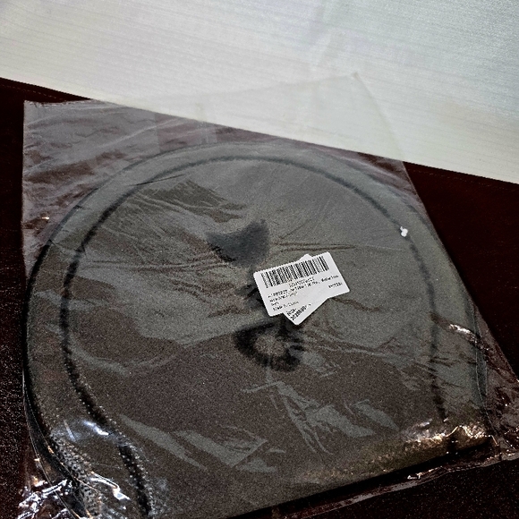 Gray Pet Feeding Mat with Fish and Paw Design - Picture 4 of 4